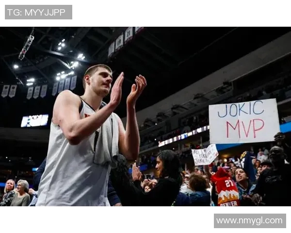 热搜榜第一!勇士因一举动刷屏全网 热搜榜第一!勇士因一举动刷屏全网