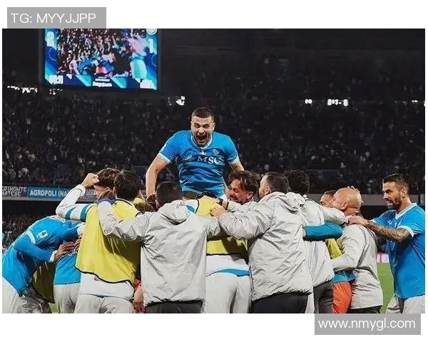 拜仁因一举动登顶热搜榜引发全网热议球迷热情高涨